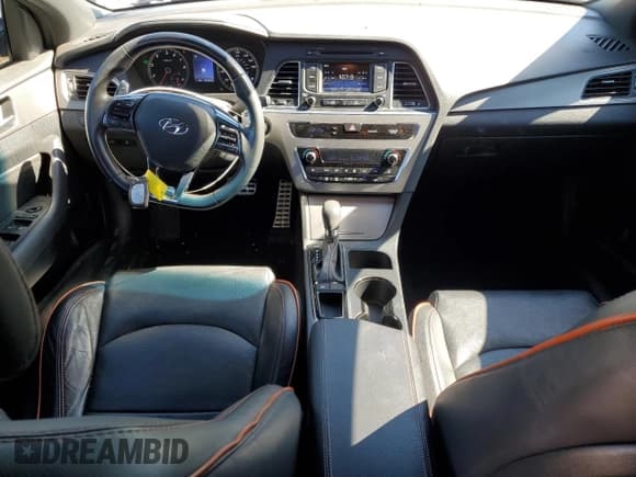 ✅ 2015 Hyundai Sonata Sport • VIN: 5NPE34AB5FH238653 • Лот: 86518695. Опубликован ранее на Copart с пробегом 106 836 миль. Бесплатный доступ к архиву аукционных продаж из США и подробный отчёт об истории автомобиля на DreamBid. Изображение 8.