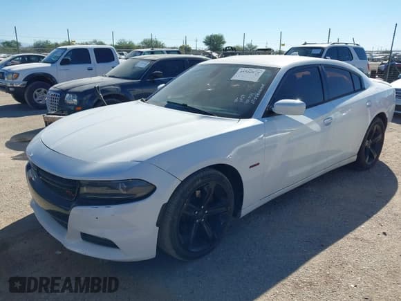 ✅ 2015 Dodge Charger Road/Track • VIN: 2C3CDXCT0FH729754 • Лот: 43566879. Опубликован ранее на IAAI с пробегом 192 055 миль. Бесплатный доступ к архиву аукционных продаж из США и подробный отчёт об истории автомобиля на DreamBid. Изображение 2.