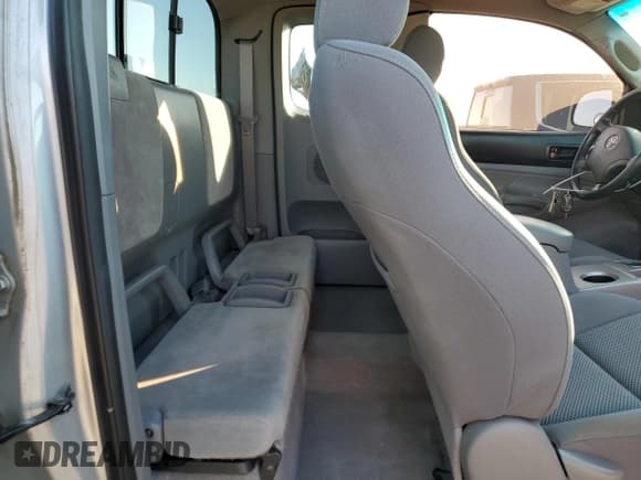 ✅ 2008 Toyota Tacoma • VIN: 5TEUU42NX8Z577586 • Lot: 91018415. Wystawiony na Copart z przebiegiem 181 231 mil. Bezpłatny archiwum sprzedaży aukcyjnych z USA i szczegółowy raport historii pojazdu na DreamBid. Zdjęcie 10.