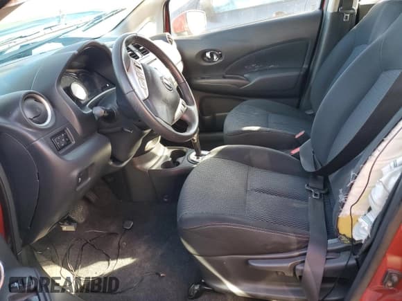 ✅ 2016 Nissan Note SV • VIN: 3N1CE2CP1GL351020 • Lot: 90498935. Wystawiony na Copart z przebiegiem 140 738 mil. Bezpłatny archiwum sprzedaży aukcyjnych z USA i szczegółowy raport historii pojazdu na DreamBid. Zdjęcie 7.