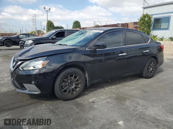 ✅ 2016 Nissan Sentra S • VIN: 3N1AB7AP3GY210002 • Lot: 82742985. Wystawiony na Copart z przebiegiem 132 746 mil. Bezpłatny archiwum sprzedaży aukcyjnych z USA i szczegółowy raport historii pojazdu na DreamBid. Zdjęcie 1.