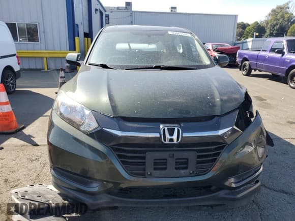 ✅ 2017 Honda HR-V LX • VIN: 3CZRU5H32HG705827 • Lot: 90861535. Listed on Copart with 99,361 mi. Free auction sales archive from the USA and detailed vehicle history report at DreamBid. Image 5.