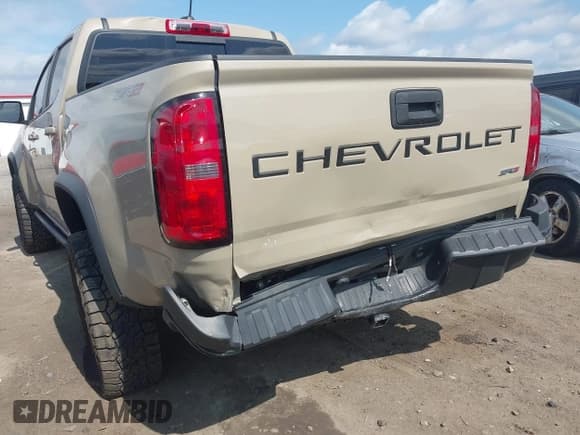 ✅ 2022 Chevrolet Colorado 4WD ZR2 • VIN: 1GCGTEEN0N1186373 • Lot: 42429153. Listed on IAAI with 36,834 mi. Free auction sales archive from the USA and detailed vehicle history report at DreamBid. Image 18.