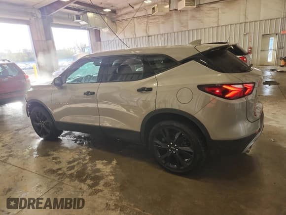 ✅ 2021 Chevrolet Blazer LT • VIN: 3GNKBHRS8MS575684 • Lot: 86534045. Listed on Copart with 98,631 mi. Free auction sales archive from the USA and detailed vehicle history report at DreamBid. Image 2.
