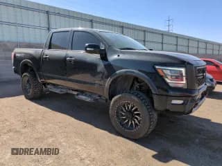 ✅ 2021 Nissan Titan SV • VIN: 1N6AA1ED9MN533666 • Lot: 57417535. Wystawiony na Copart z przebiegiem 54 246 mil. Bezpłatny archiwum sprzedaży aukcyjnych z USA i szczegółowy raport historii pojazdu na DreamBid. Zdjęcie 4.
