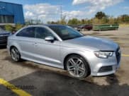 ✅ 2018 Audi A3 • VIN: WAUJ8HFF5J1063952 • Lot: 85532795. Wystawiony na Copart z przebiegiem 69 371 mil. Bezpłatny archiwum sprzedaży aukcyjnych z USA i szczegółowy raport historii pojazdu na DreamBid. Zdjęcie 4.