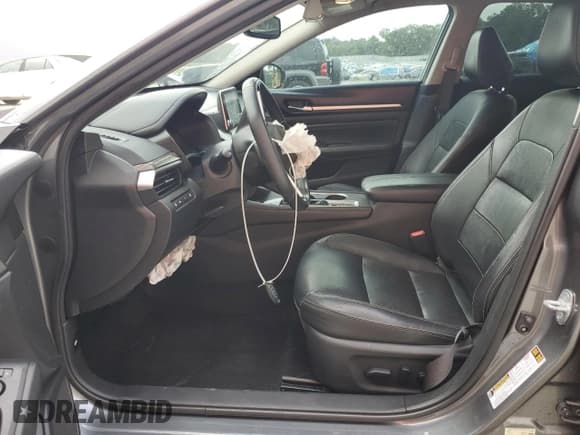 ✅ 2019 Nissan Altima Platinum • VIN: 1N4BL4FV1KC184141 • Лот: 84541805. Опубликован ранее на Copart с пробегом 88 486 миль. Бесплатный доступ к архиву аукционных продаж из США и подробный отчёт об истории автомобиля на DreamBid. Изображение 7.