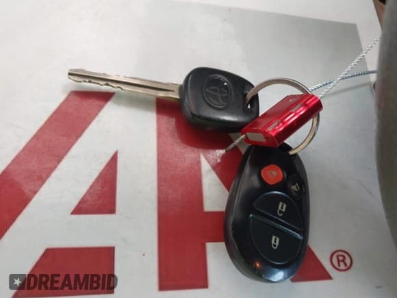 ✅ 2005 Toyota Sienna LE • VIN: 5TDZA23C25S289604 • Лот: 43760670. Опубликован ранее на IAAI с пробегом 196 293 миль. Бесплатный доступ к архиву аукционных продаж из США и подробный отчёт об истории автомобиля на DreamBid. Изображение 11.