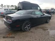 ✅ 2019 Dodge Challenger R/T • VIN: 2C3CDZBT2KH531734 • Lot: 56675383. Wystawiony na Copart z przebiegiem 74 722 mil. Bezpłatny archiwum sprzedaży aukcyjnych z USA i szczegółowy raport historii pojazdu na DreamBid. Zdjęcie 3.