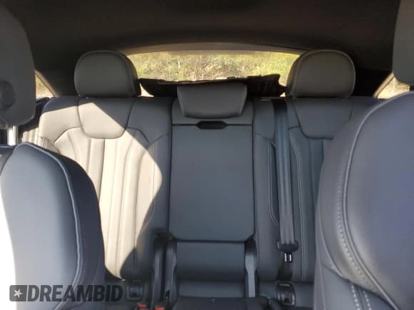 ✅ 2022 Audi Q5 Sportback S line Premium Plus • VIN: WA15AAFY1N2124001 • Lot: 92029655. Listed on Copart with 27,727 mi. Free auction sales archive from the USA and detailed vehicle history report at DreamBid. Image 10.