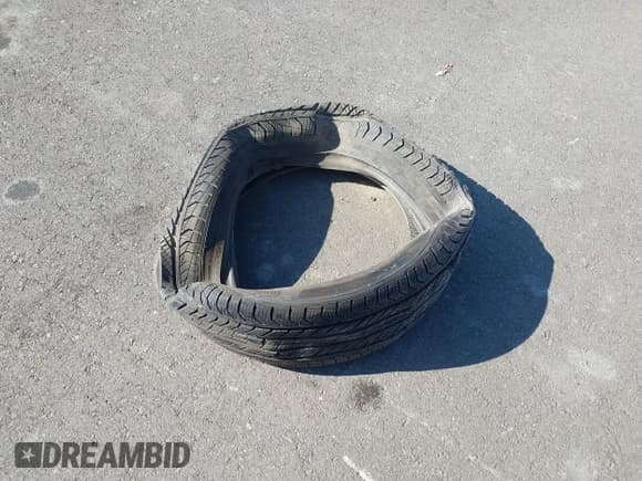 ✅ 2024 Mercedes-Benz CLE 300 • VIN: W1KMJ4HBXRF041540 • Лот: 43302583. Опубликован ранее на IAAI с пробегом 11 490 миль. Бесплатный доступ к архиву аукционных продаж из США и подробный отчёт об истории автомобиля на DreamBid. Изображение 12.