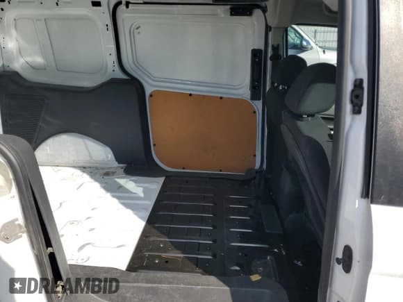 ✅ 2015 Ford Transit Connect XLT • VIN: NM0LS7F75F1202028 • Лот: 82390665. Опубликован ранее на Copart с пробегом 301 124 миль. Бесплатный доступ к архиву аукционных продаж из США и подробный отчёт об истории автомобиля на DreamBid. Изображение 11.