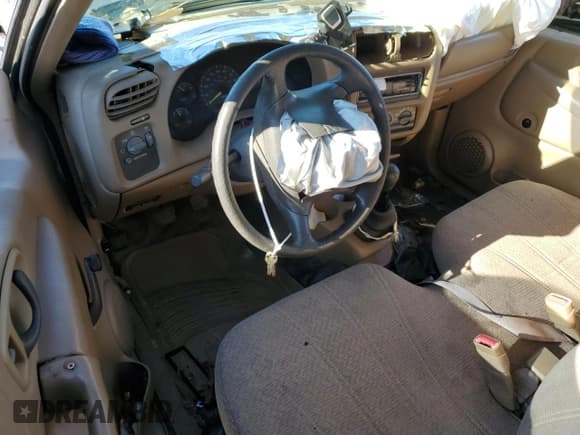 ✅ 1998 Chevrolet S-10 LS • VIN: 1GCCS1449WK105580 • Лот: 80820874. Опубликован ранее на Copart с пробегом Не указан. Бесплатный доступ к архиву аукционных продаж из США и подробный отчёт об истории автомобиля на DreamBid. Изображение 8.