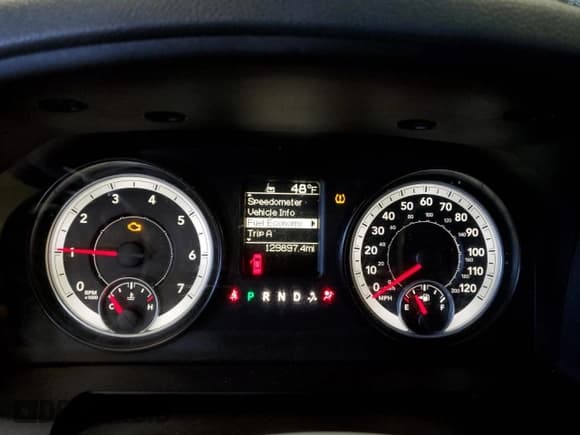 ✅ 2014 Ram 2500 Tradesman • VIN: 3C6MR5AJ3EG133051 • Lot: 52752085. Wystawiony na Copart z przebiegiem 129 897 mil. Bezpłatny archiwum sprzedaży aukcyjnych z USA i szczegółowy raport historii pojazdu na DreamBid. Zdjęcie 9.