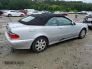 ✅ 2003 Mercedes-Benz CLK 320 • VIN: WDBLK65G83T136474 • Lot: 63787605. Wystawiony na Copart z przebiegiem 186 560 mil. Bezpłatny archiwum sprzedaży aukcyjnych z USA i szczegółowy raport historii pojazdu na DreamBid. Zdjęcie 3.