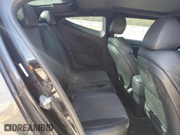 ✅ 2016 Hyundai Veloster • VIN: KMHTC6AD9GU299916 • Лот: 91739625. Опубликован ранее на Copart с пробегом 100 164 миль. Бесплатный доступ к архиву аукционных продаж из США и подробный отчёт об истории автомобиля на DreamBid. Изображение 10.