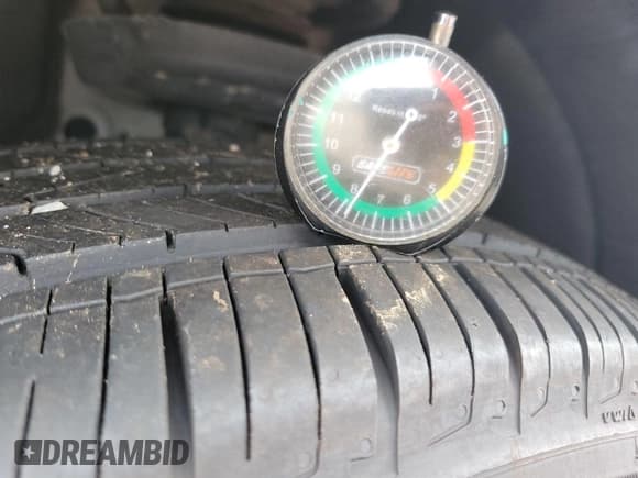 ✅ 2021 Chevrolet Equinox LT • VIN: 2GNAXTEV5M6103487 • Лот: 42951997. Опубликован ранее на IAAI с пробегом 101 238 миль. Бесплатный доступ к архиву аукционных продаж из США и подробный отчёт об истории автомобиля на DreamBid. Изображение 1.