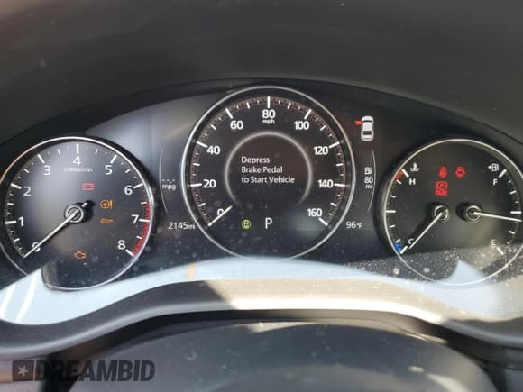 ✅ 2024 Mazda 3 S Preferred • VIN: 3MZBPACM2RM404675 • Lot: 69221234. Wystawiony na Copart z przebiegiem 2 145 mil. Bezpłatny archiwum sprzedaży aukcyjnych z USA i szczegółowy raport historii pojazdu na DreamBid. Zdjęcie 9.