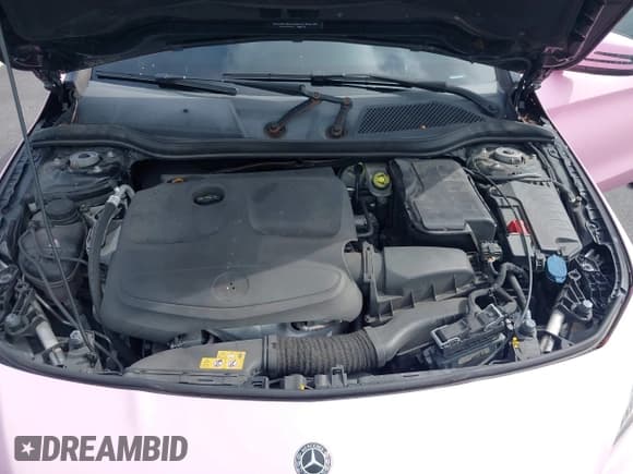 ✅ 2018 Mercedes-Benz CLA 250 • VIN: WDDSJ4EB4JN519506 • Lot: 43664250. Listed on IAAI with 57,675 mi. Free auction sales archive from the USA and detailed vehicle history report at DreamBid. Image 10.