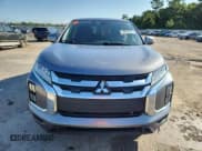 ✅ 2021 Mitsubishi Outlander SE • VIN: JA4APVAU6MU017294 • Lot: 60602955. Listed on Copart with 81,086 mi. Free auction sales archive from the USA and detailed vehicle history report at DreamBid. Image 5.