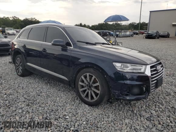 ✅ 2017 Audi Q7 Premium • VIN: WA1AAAF77HD016190 • Лот: 83870975. Опубликован ранее на Copart с пробегом 88 523 миль. Бесплатный доступ к архиву аукционных продаж из США и подробный отчёт об истории автомобиля на DreamBid. Изображение 4.