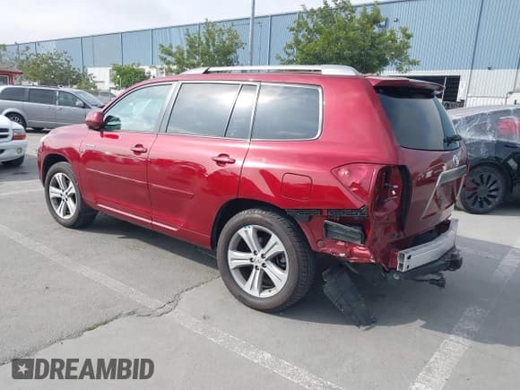 ✅ 2010 Toyota Highlander Sport • VIN: 5TDXK3EH3AS001909 • Lot: 42149786. Wystawiony na IAAI z przebiegiem 130 427 mil. Bezpłatny archiwum sprzedaży aukcyjnych z USA i szczegółowy raport historii pojazdu na DreamBid. Zdjęcie 3.