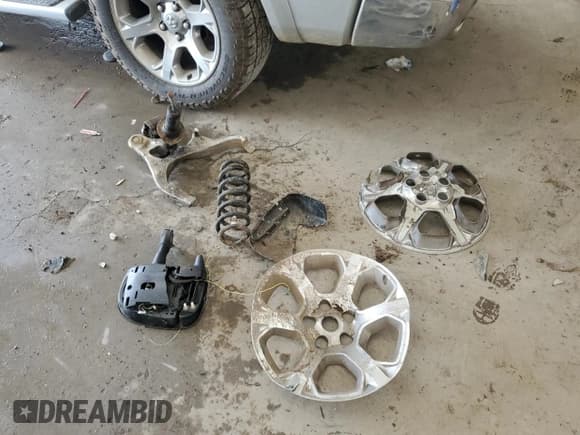 ✅ 2017 Ram 1500 Laramie • VIN: 1C6RR7JT8HS504348 • Lot: 62140025. Listed on Copart with 42,474 mi. Free auction sales archive from the USA and detailed vehicle history report at DreamBid. Image 12.