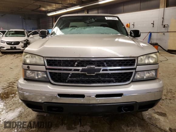 ✅ 2006 Chevrolet Silverado 1500 LT1 • VIN: 1GCEK19Z86Z217517 • Лот: 81773084. Опубликован ранее на Copart с пробегом 249 395 миль. Бесплатный доступ к архиву аукционных продаж из США и подробный отчёт об истории автомобиля на DreamBid. Изображение 5.