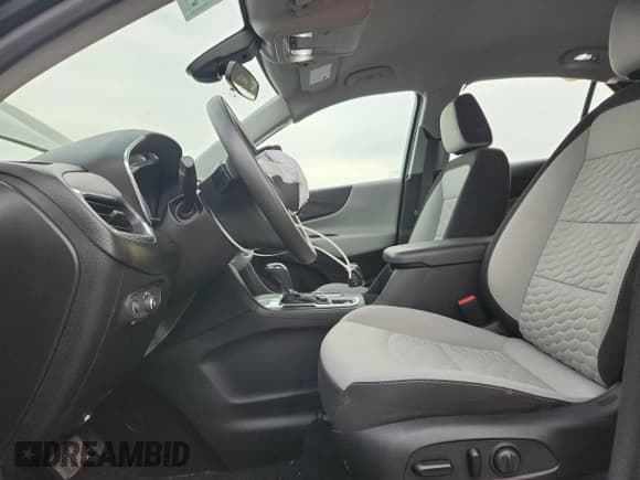 ✅ 2020 Chevrolet Equinox LS • VIN: 2GNAXSEV4L6247556 • Лот: 90884835. Опубликован ранее на Copart с пробегом 110 543 миль. Бесплатный доступ к архиву аукционных продаж из США и подробный отчёт об истории автомобиля на DreamBid. Изображение 7.