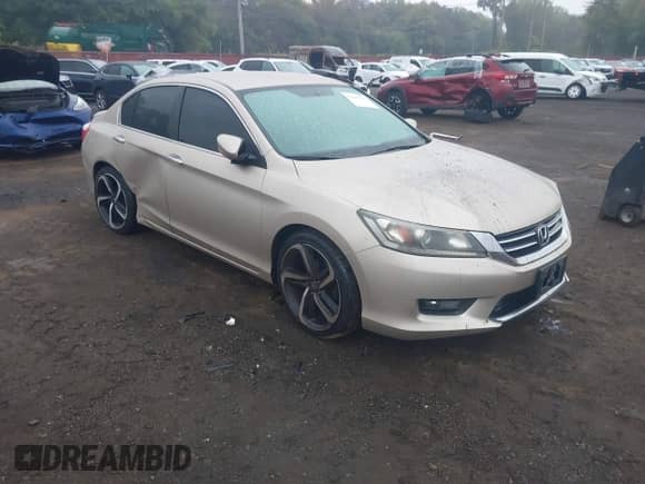 2014 Honda Accord Sport с VIN 1HGCR2F56EA154443, выставлен на аукционе IAAI как лот 43237379 с пробегом 125 485 миль миль и . История ставок и продаж доступна на DreamBid. Изображение 1.