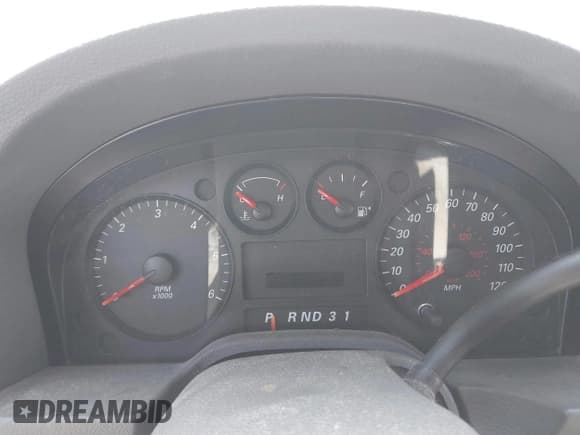 ✅ 2005 Ford Freestar S • VIN: 2FMZA50665BA20082 • Lot: 42961999. Wystawiony na IAAI z przebiegiem 135 000 mil. Bezpłatny archiwum sprzedaży aukcyjnych z USA i szczegółowy raport historii pojazdu na DreamBid. Zdjęcie 7.