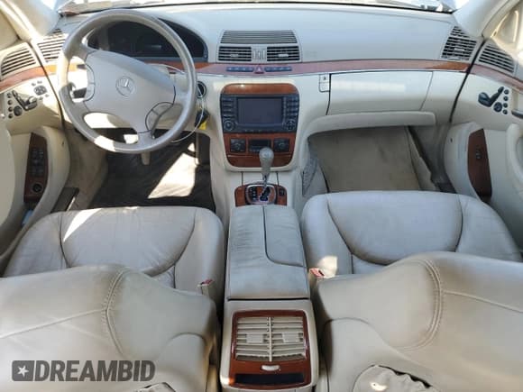✅ 2004 Mercedes-Benz S 430 • VIN: WDBNG83J24A403867 • Lot: 62317885. Listed on Copart with Not provided. Free auction sales archive from the USA and detailed vehicle history report at DreamBid. Image 8.