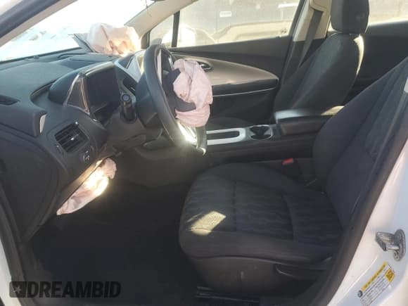 ✅ 2012 Chevrolet Volt • VIN: 1G1RA6E44CU115368 • Lot: 85955415. Wystawiony na Copart z przebiegiem Nie podano. Bezpłatny archiwum sprzedaży aukcyjnych z USA i szczegółowy raport historii pojazdu na DreamBid. Zdjęcie 7.