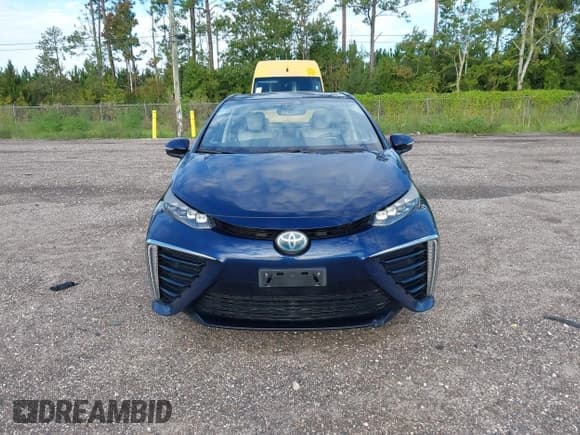 ✅ 2017 Toyota Mirai • VIN: JTDBVRBD9HA003659 • Лот: 43134436. Опубликован ранее на IAAI с пробегом 75 704 миль. Бесплатный доступ к архиву аукционных продаж из США и подробный отчёт об истории автомобиля на DreamBid. Изображение 12.