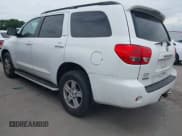 ✅ 2010 Toyota Sequoia SR5 • VIN: 5TDZM5G18AS002147 • Лот: 42449087. Опубликован ранее на IAAI с пробегом 293 493 миль. Бесплатный доступ к архиву аукционных продаж из США и подробный отчёт об истории автомобиля на DreamBid. Изображение 3.