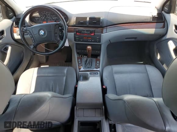 ✅ 2000 BMW 3 Series 323i • VIN: WBAAM3347YCA92307 • Lot: 64050875. Wystawiony na Copart z przebiegiem 100 275 mil. Bezpłatny archiwum sprzedaży aukcyjnych z USA i szczegółowy raport historii pojazdu na DreamBid. Zdjęcie 8.