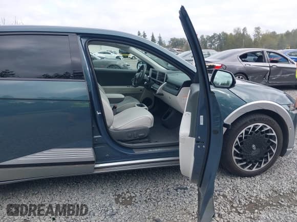 ✅ 2023 Hyundai Ioniq 5 Limited • VIN: KM8KRDAF7PU127626 • Lot: 43218107. Listed on IAAI with Not provided. Free auction sales archive from the USA and detailed vehicle history report at DreamBid. Image 5.