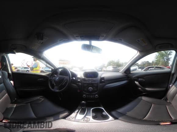 ✅ 2018 Acura RDX • VIN: 5J8TB4H39JL020228 • Lot: 42930408. Listed on IAAI with 72,360 mi. Free auction sales archive from the USA and detailed vehicle history report at DreamBid. Image 18.