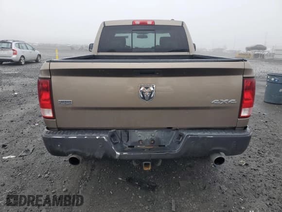 ✅ 2009 Dodge 1500 SLT • VIN: 1D3HV18TX9S781515 • Lot: 83943664. Wystawiony na Copart z przebiegiem 195 256 mil. Bezpłatny archiwum sprzedaży aukcyjnych z USA i szczegółowy raport historii pojazdu na DreamBid. Zdjęcie 6.