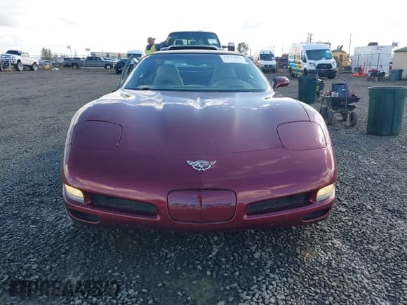 ✅ 2003 Chevrolet Corvette • VIN: 1G1YY32G135131199 • Lot: 43533673. Wystawiony na IAAI z przebiegiem 118 529 mil. Bezpłatny archiwum sprzedaży aukcyjnych z USA i szczegółowy raport historii pojazdu na DreamBid. Zdjęcie 13.