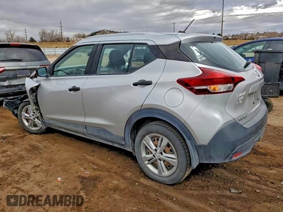 ✅ 2019 Nissan Kicks SR • VIN: 3N1CP5CU9KL534790 • Лот: 93752915. Опубликован ранее на Copart с пробегом 59 443 миль. Бесплатный доступ к архиву аукционных продаж из США и подробный отчёт об истории автомобиля на DreamBid. Изображение 2.