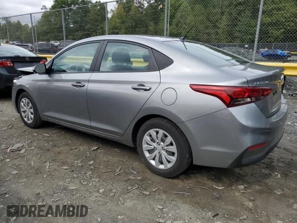 ✅ 2021 Hyundai Accent SE • VIN: 3KPC24A65ME136395 • Лот: 72509464. Опубликован ранее на Copart с пробегом 154 154 миль. Бесплатный доступ к архиву аукционных продаж из США и подробный отчёт об истории автомобиля на DreamBid. Изображение 2.
