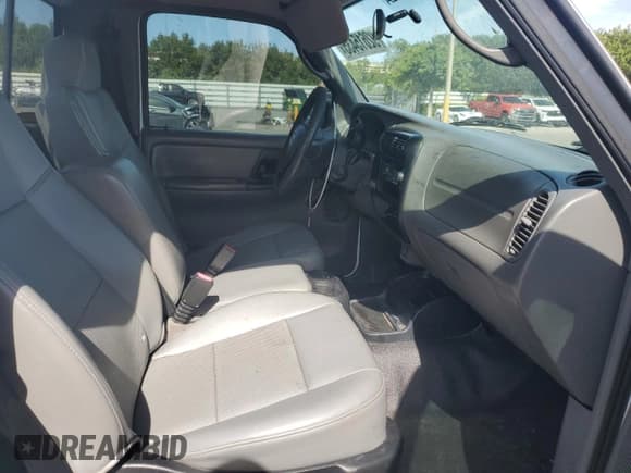 ✅ 2006 Ford Ranger XL • VIN: 1FTYR10D16PA88350 • Lot: 92615435. Wystawiony na Copart z przebiegiem 154 736 mil. Bezpłatny archiwum sprzedaży aukcyjnych z USA i szczegółowy raport historii pojazdu na DreamBid. Zdjęcie 10.