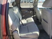 ✅ 2009 Chevrolet Suburban 2LT • VIN: 1GNFK26389J120225 • Lot: 82301064. Wystawiony na Copart z przebiegiem 177 838 mil. Bezpłatny archiwum sprzedaży aukcyjnych z USA i szczegółowy raport historii pojazdu na DreamBid. Zdjęcie 11.