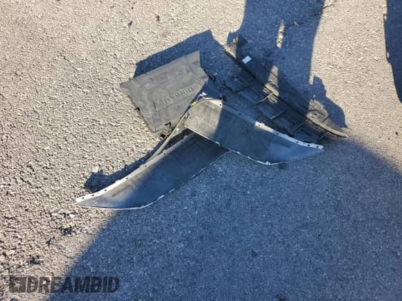 2019 Hyundai Ioniq SEL с VIN KMHC75LC5KU134599, выставлен на аукционе Copart как лот 75652314 с пробегом 73 289 миль миль и Списание • Salvage title. История ставок и продаж доступна на DreamBid. Изображение 14.