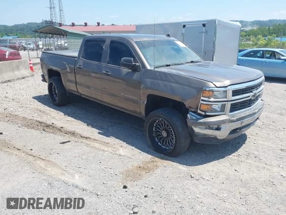 ✅ 2014 Chevrolet Silverado 1500 LT • VIN: 1GCUKREC1EF195422 • Lot: 42053307. Wystawiony na IAAI z przebiegiem 151 391 mil. Bezpłatny archiwum sprzedaży aukcyjnych z USA i szczegółowy raport historii pojazdu na DreamBid. Zdjęcie 1.
