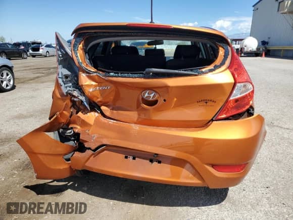 ✅ 2015 Hyundai Accent Sport • VIN: KMHCU5AE1FU205056 • Lot: 71083045. Wystawiony na Copart z przebiegiem 124 231 mil. Bezpłatny archiwum sprzedaży aukcyjnych z USA i szczegółowy raport historii pojazdu na DreamBid. Zdjęcie 6.