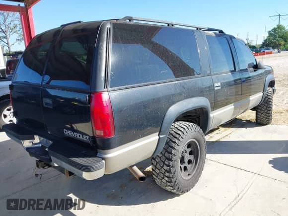 1999 Chevrolet Suburban с VIN 1GNFK16R0XJ422443, выставлен на аукционе IAAI как лот 43599587 с пробегом 159 746 миль миль и . История ставок и продаж доступна на DreamBid. Изображение 4.