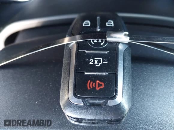 ✅ 2017 Ford F-150 XL • VIN: 1FTEW1EG1HFC20482 • Лот: 42520241. Опубликован ранее на IAAI с пробегом 92 258 миль. Бесплатный доступ к архиву аукционных продаж из США и подробный отчёт об истории автомобиля на DreamBid. Изображение 11.