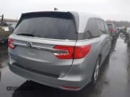 ✅ 2018 Honda Odyssey EX • VIN: 5FNRL6H52JB097836 • Лот: 43784526. Опубликован ранее на IAAI с пробегом 334 452 миль. Бесплатный доступ к архиву аукционных продаж из США и подробный отчёт об истории автомобиля на DreamBid. Изображение 4.